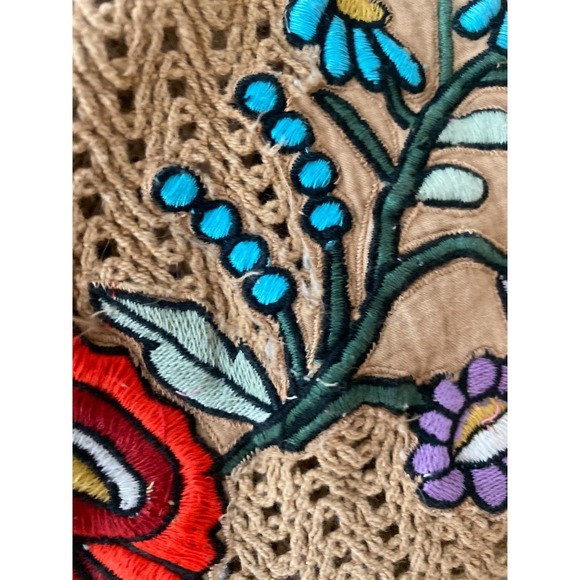 Judith March Off Shoulder - Picture 4 of 14